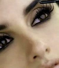 The Magic of Mascara