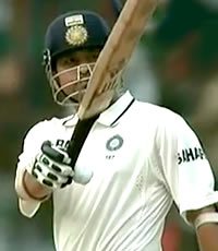 Sachin scores historical 14,000 runs 