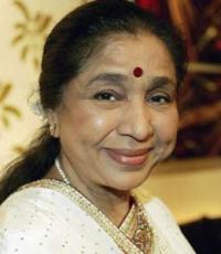 Lakme Fashion Week welcomes Asha Bhosle