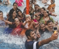 Indian couple holds eco friendly wedding gallery 9