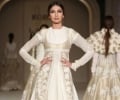 Kareena Kapoor stuns in Rohit Bal's Lakmé S/R 2016 Finale