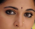 Traditional Bindi