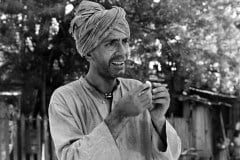 R13_SDR_COLOR_0924.00_46_13_19.Still013