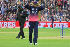 England Knockout Australia from Champions Trophy 2017