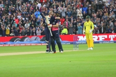 England Knockout Australia from Champions Trophy 2017