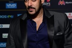 IIFA Awards 2017 enjoys a dazzling celebration in New York