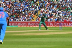 India crush Bangladesh to enter final of 2017 Champions Trophy