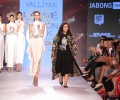 Valliyan by Nitya