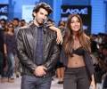 Show Stoppers Aditya Roy Kapur and Monica Dogra walk for Jabong presents Tom Tailor