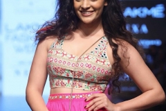 LFW-SR18-37