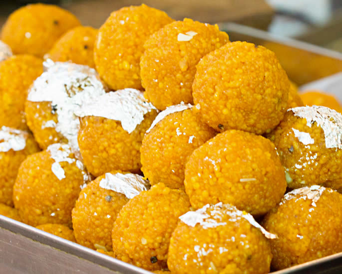 Guide to Indian Sweets - Ladoo