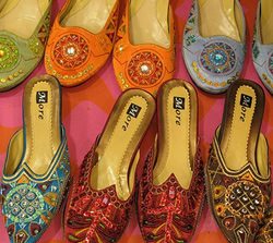 Mojari- Asian Footwear