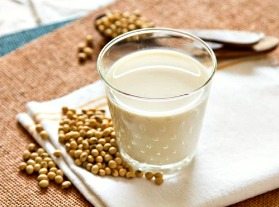 Health Benefits of Soya - Soya Milk