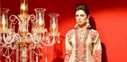 Singer Hadiqa Kiani launches Fabric World collection