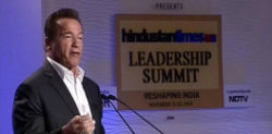 Aamir starstruck after meeting Arnold Schwarzenegger