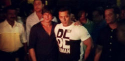 Shahrukh and Salman reunite over Arpita’s wedding