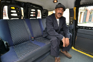 Honest Taxi Driver returns £10,000 to passenger