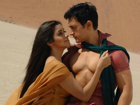 The 29-year-old beauty is rumoured to tie the knots with Rahul Sharma, the co-founder of Micromax.