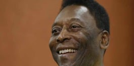 Next on Pelé's itinerary was to attend Atlético de Kolkata