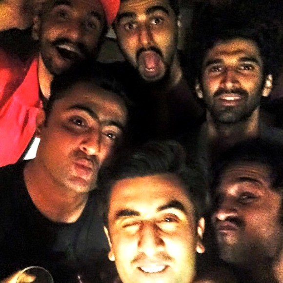 Best_Bollywood_Celebrity_Selfies_Ranbir