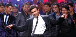 Men: 10 Desi Chat up Lines for a Possible Date!