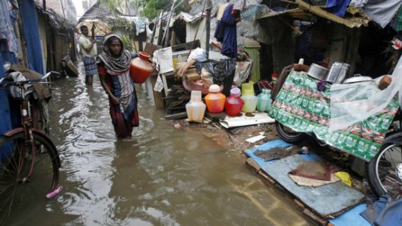 Dhanush donates to India floods