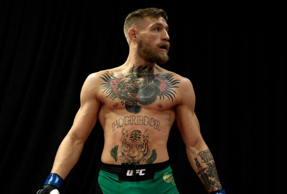 Sporting-Moments-2015-McGregor-UFC