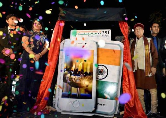 Cheapest Smartphone in World launched by India