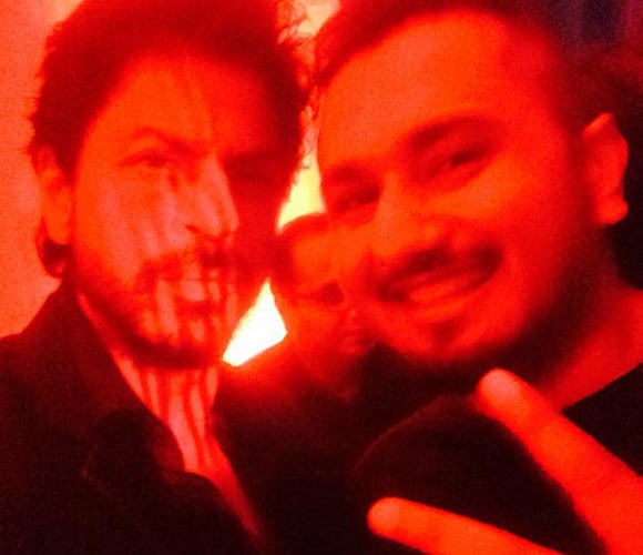 The SELFIE of SRK and YO YO HONEY