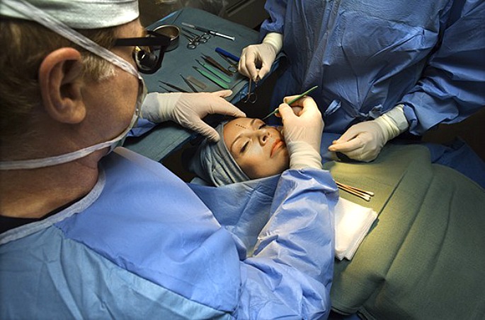 British too trusting of Cosmetic Surgeons study finds