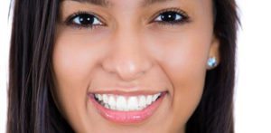 5 Natural Remedies for Whiter Teeth