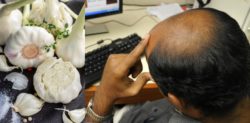 Male Baldness and Thinning of Hair ~ 5 Natural Remedies