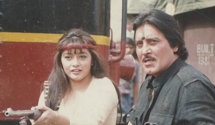 A Tribute to Vinod Khanna ~ Bollywood's 70s Legend