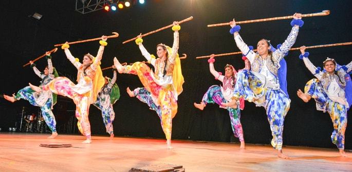 History of Competitive UK Bhangra ~ Girl Power & Going Global