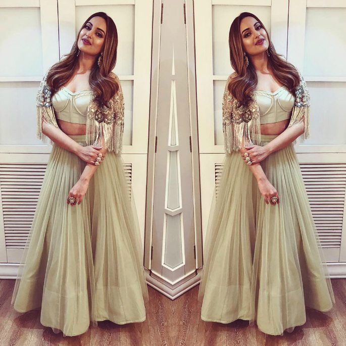 Weekend Fashion: Sonakshi and Sonam are Fabulous and Exotic