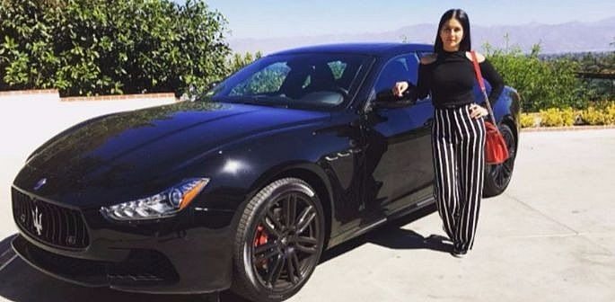 Sunny Leone Fuck At Car - Sunny Leone gifted a limited edition Maserati Ghibli Nerissimo | DESIblitz