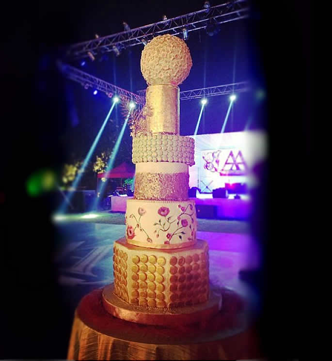 desi wedding cakes - arpita khan