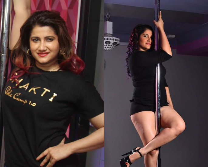 4 Incredible Pole Dancers from India - smilie