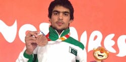 Inayatullah bags first medal for Pakistan at 2018 Youth Olympics f