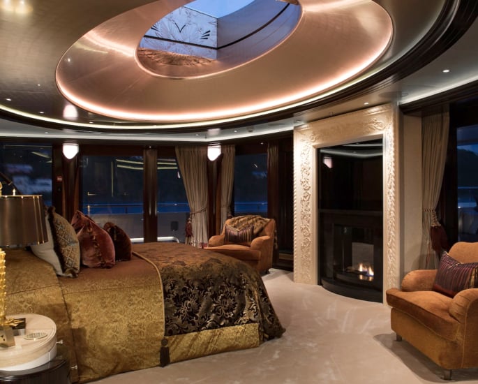 Shahid Khan brings £140m Superyacht 'Kismet' to the UK