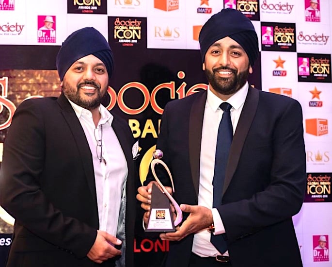 Society Global Indian Icon Awards Taj and Gindy Bhogal