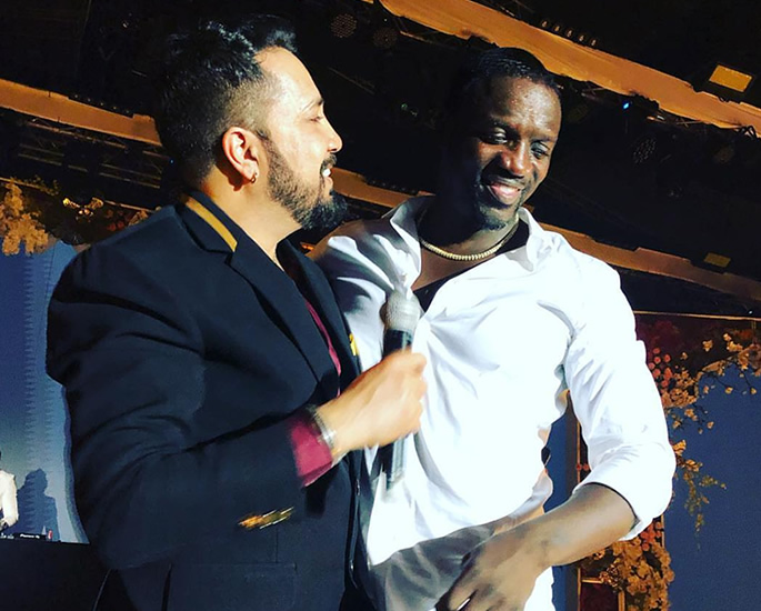 Singer Mika Singh arrested in Dubai for Sending Indecent Photos - Akon