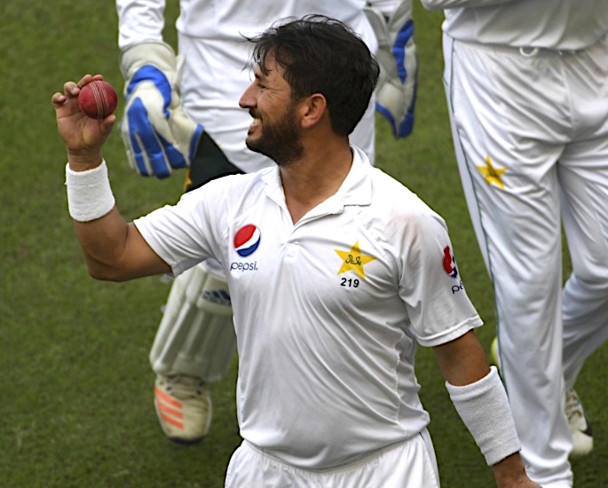 Yasir Shah breaks World Record: Fastest to 200 Test Wickets - Reactions