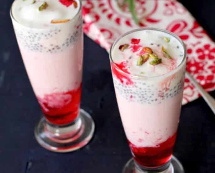 10 Most Popular Indian Desserts to Try - falooda