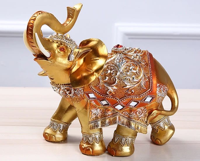 10 Stylish Home Interior Ideas with an Indian Theme - sculptures