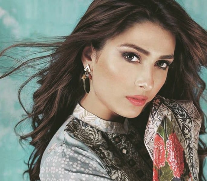 20 Most Beautiful Pakistani TV Actresses - Ayeza Khan