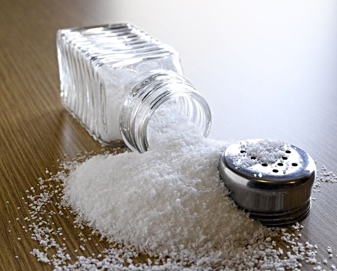 5 Desi Salt Alternatives - Why is Salt Bad for You