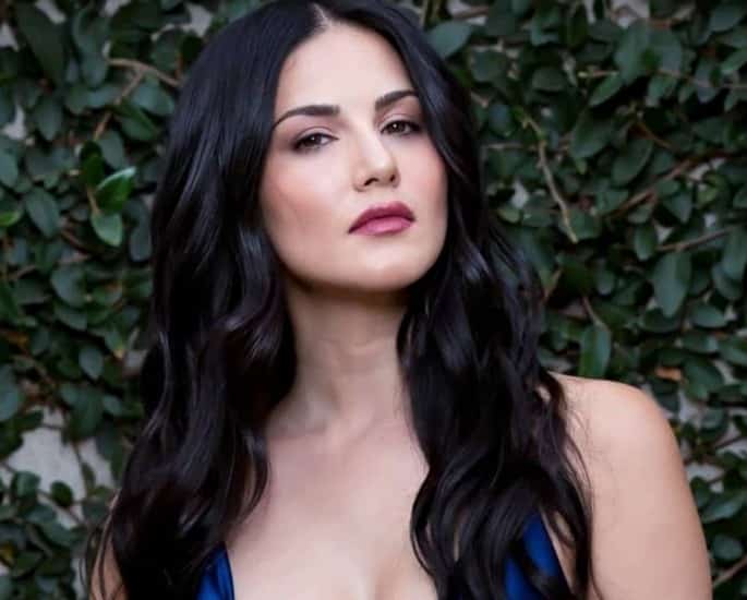 Sunny Leone accused of Not Returning Rs. 5 Lakh to Producer