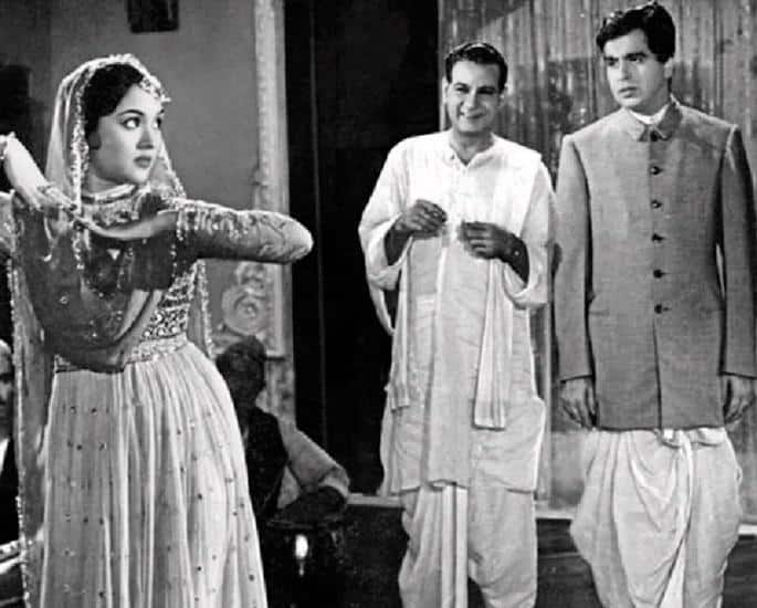 12 Great Bollywood Movies Set in West Bengal - devdas 1955