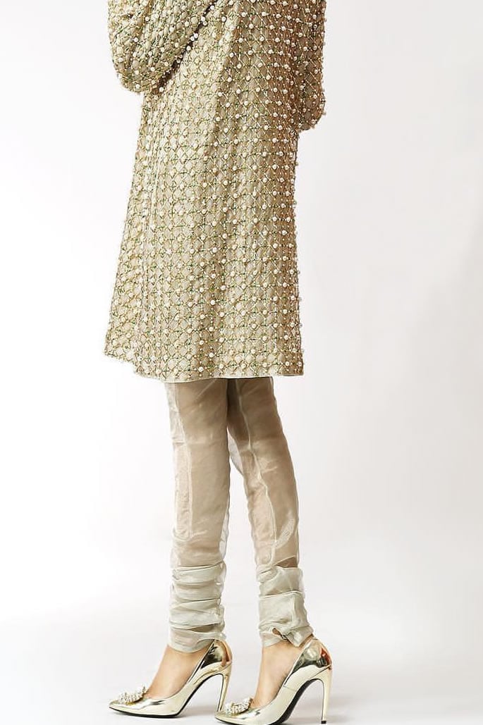 10 Contemporary Fashion Looks of Pakistani Women - Churidar Pyjama